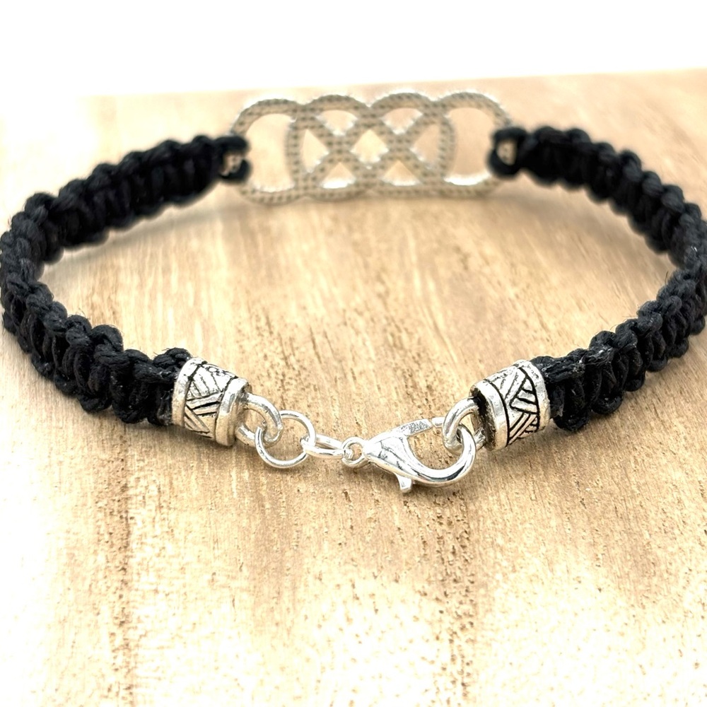 Hand Crafted Black and Silver Celtic Knot Bracelet - Picture 3 of 9